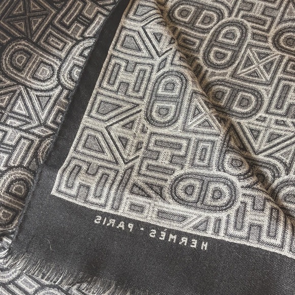 Hermes Scarf SOLD - Picture 6 of 6